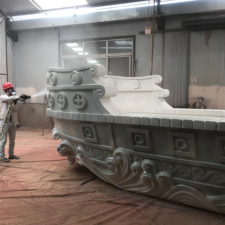 在使用聚脲材料時，應減少產(chǎn)品造成的損傷